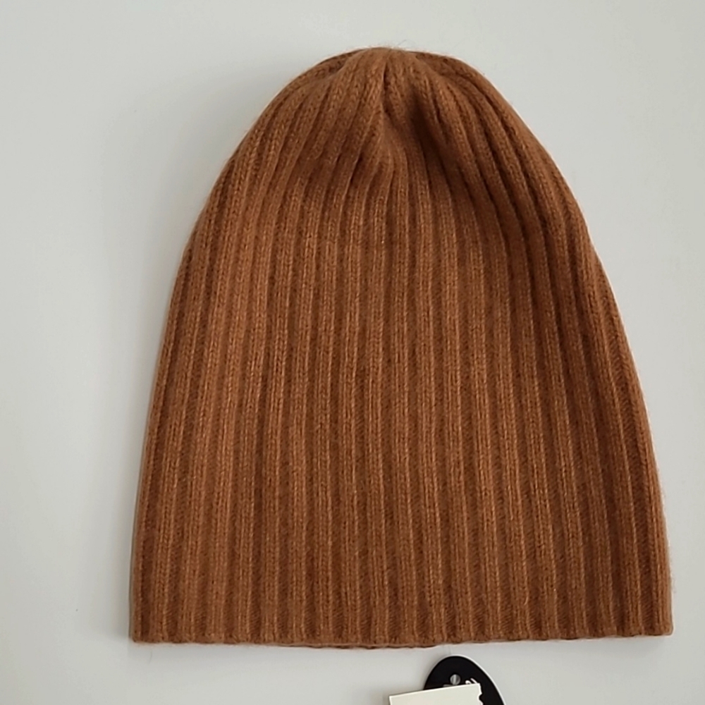 Bergdorf Goodman Cashmere Hat - Picture 2 of 5